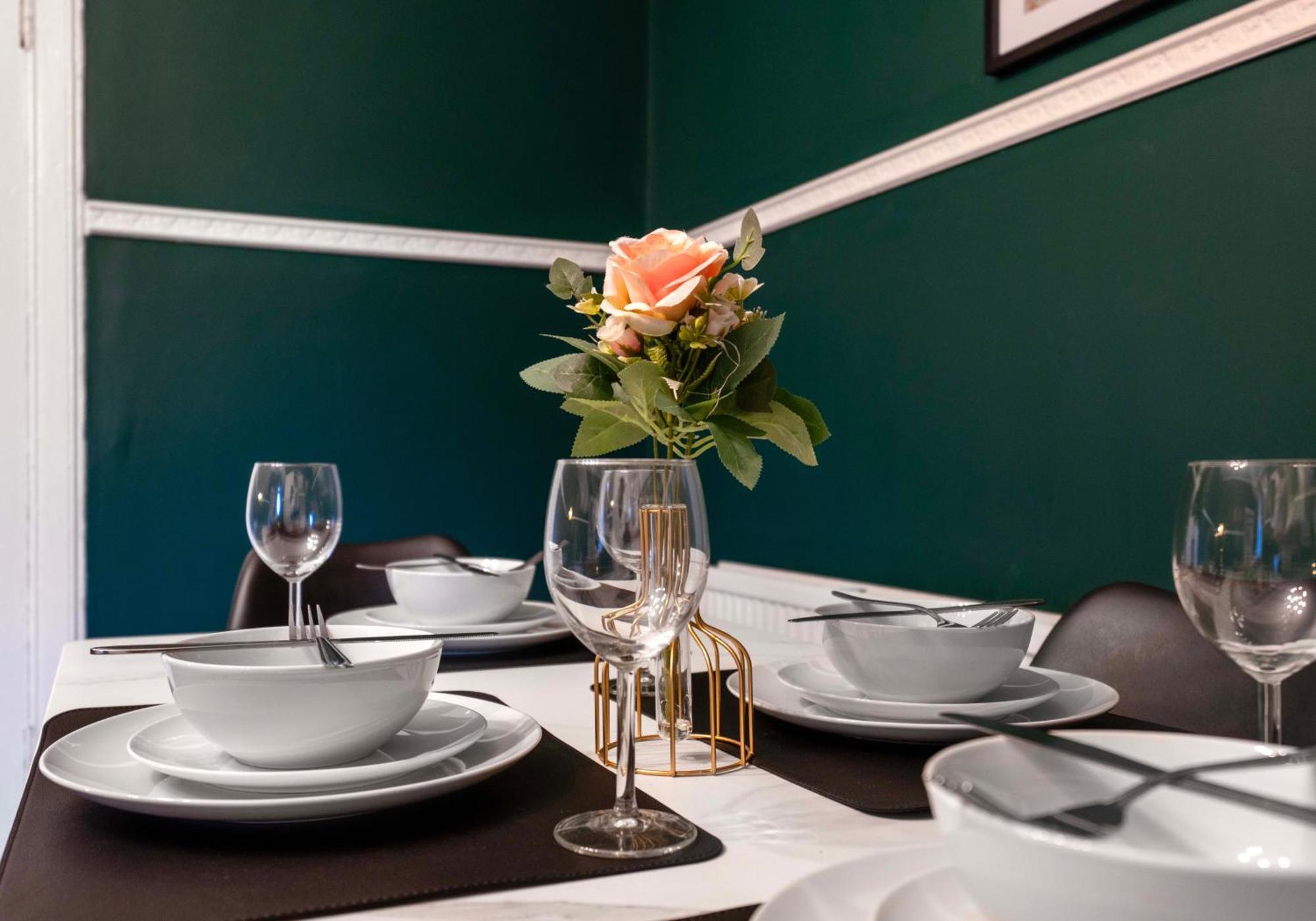 Alexander Apartment By Klass Living Coatbridge Extérieur photo