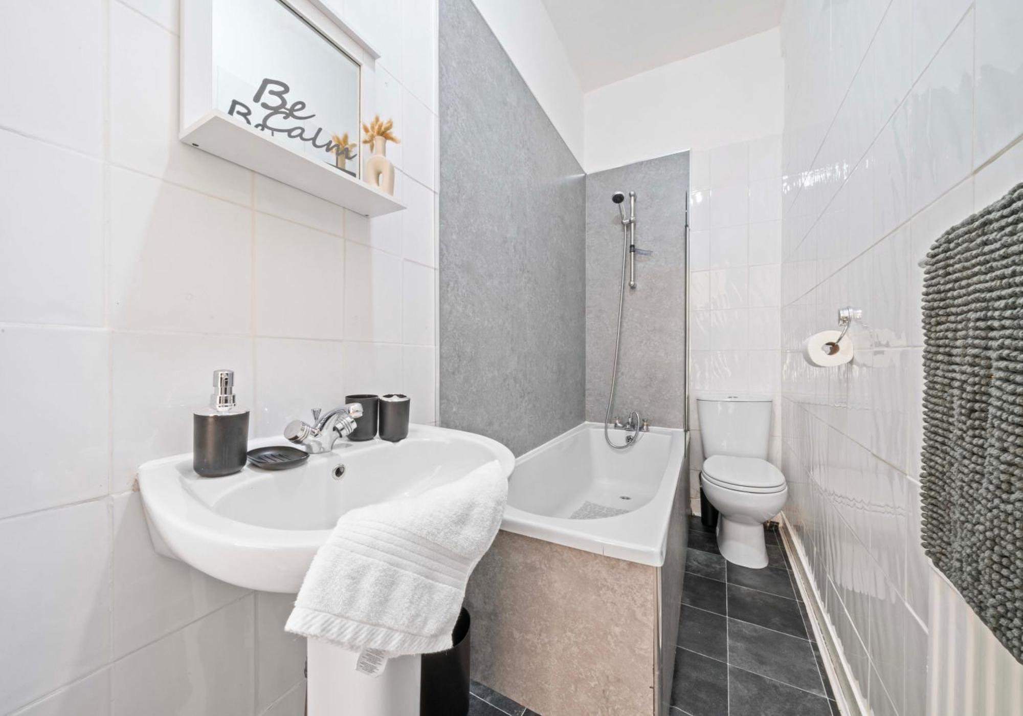 Alexander Apartment By Klass Living Coatbridge Extérieur photo
